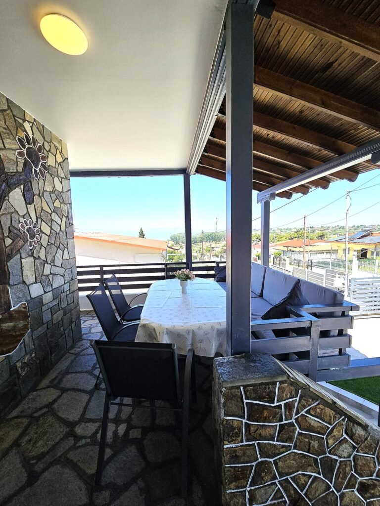 sea whisper villa halkidiki