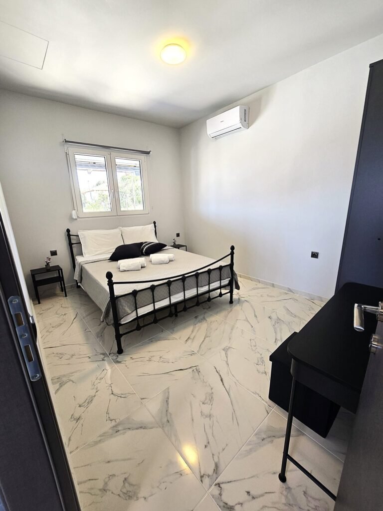 sea whisper villa halkidiki