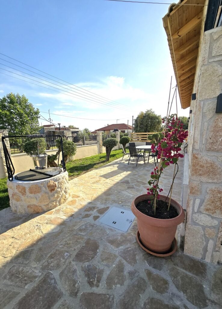 stone villa metoxi halkidiki